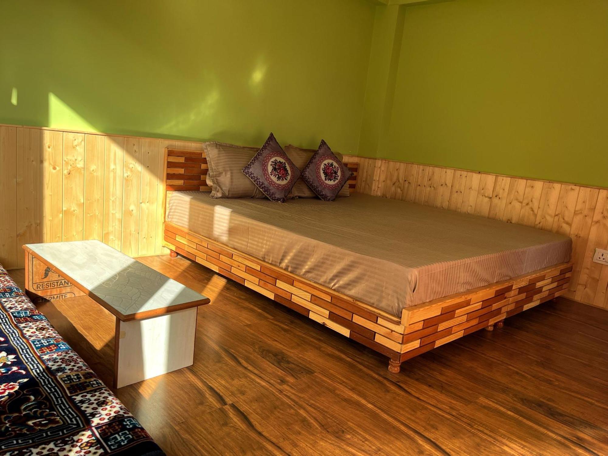Amma Home Stay Keylong Kyelang Exteriör bild